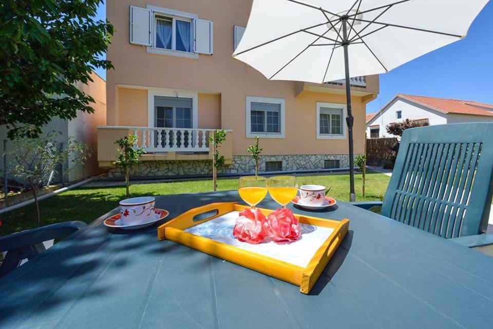 Sreca Apartment Near Beach With Bbq Bibinje Exterior foto